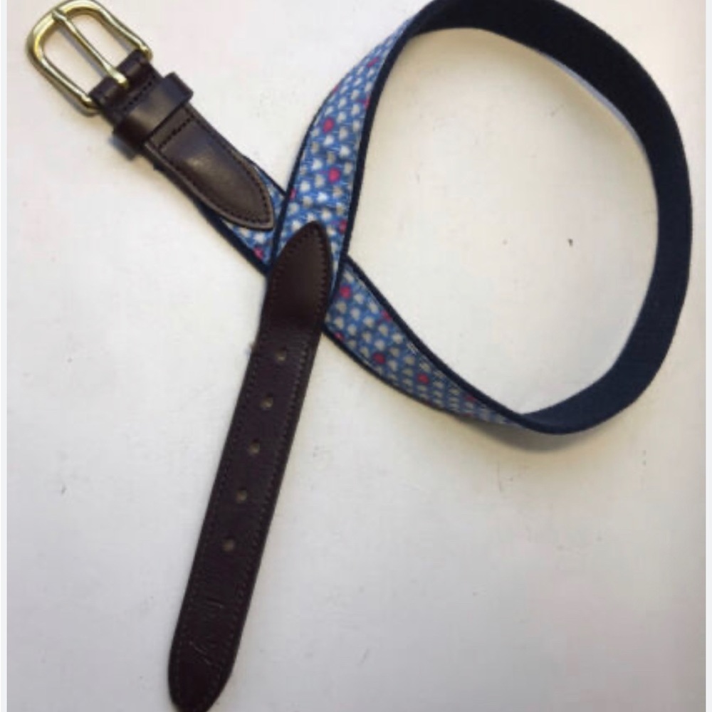 Vineyard Vines Boys Belt. 30
